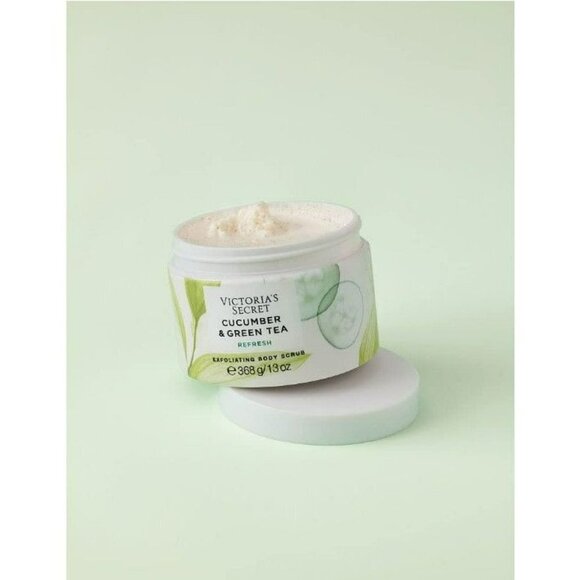 Victoria's Secret Cucumber & Green Tea Refresh Exfoliating Body Scrub 13 oz - Picture 2 of 3